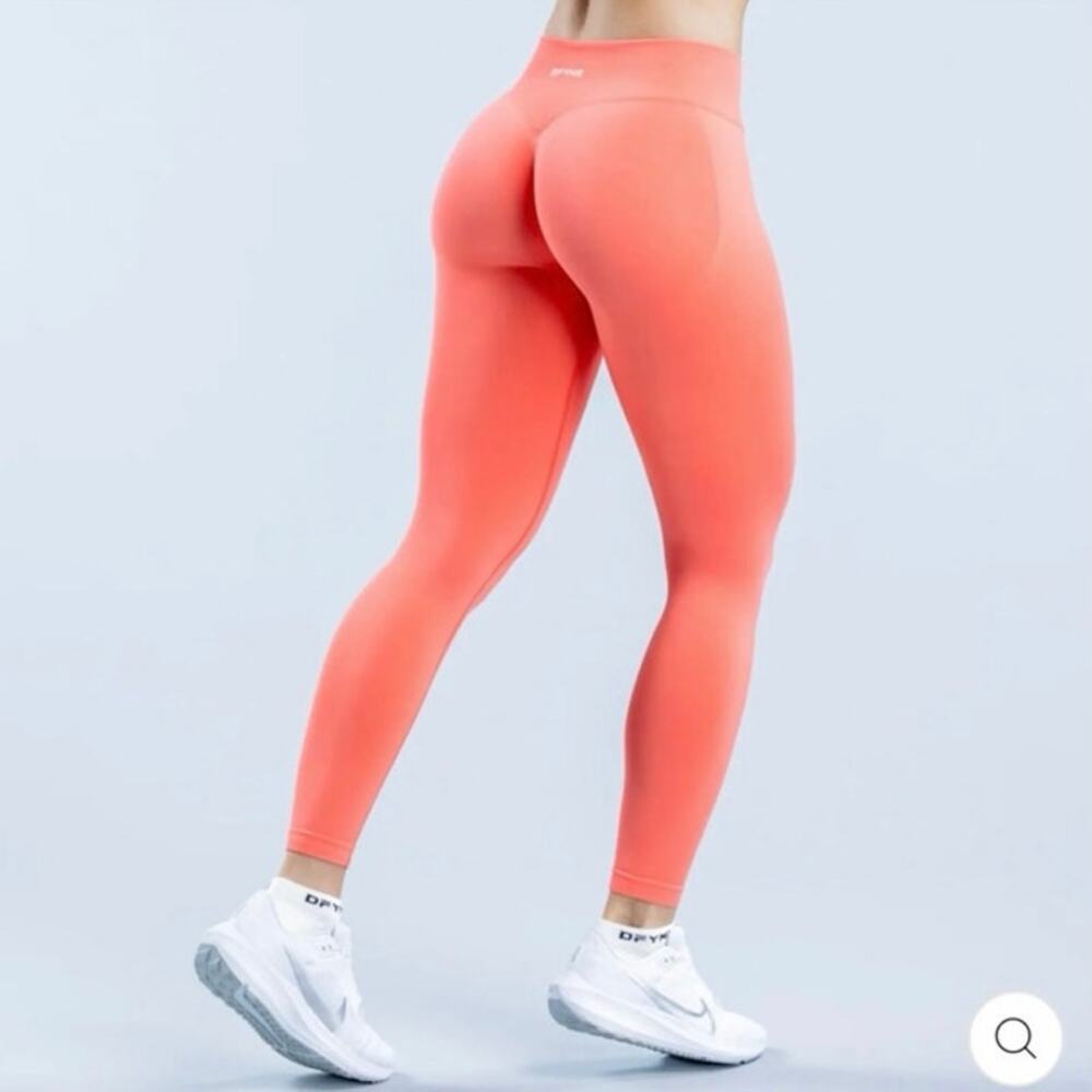 Seamless Coral Leggings - Sculpting High-Waist